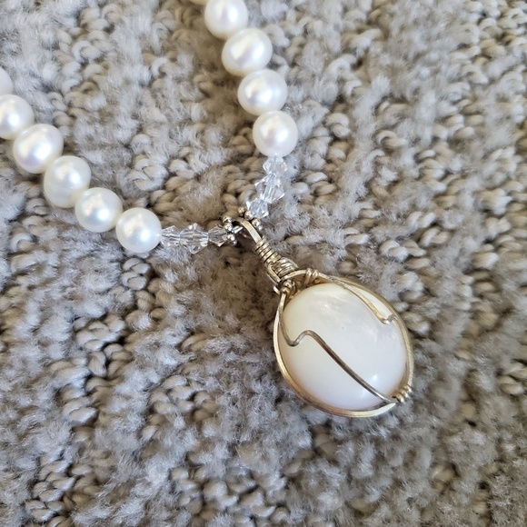 MOONBOW TROPICS PEARL NECKLACE/EARINGS - Picture 3 of 5